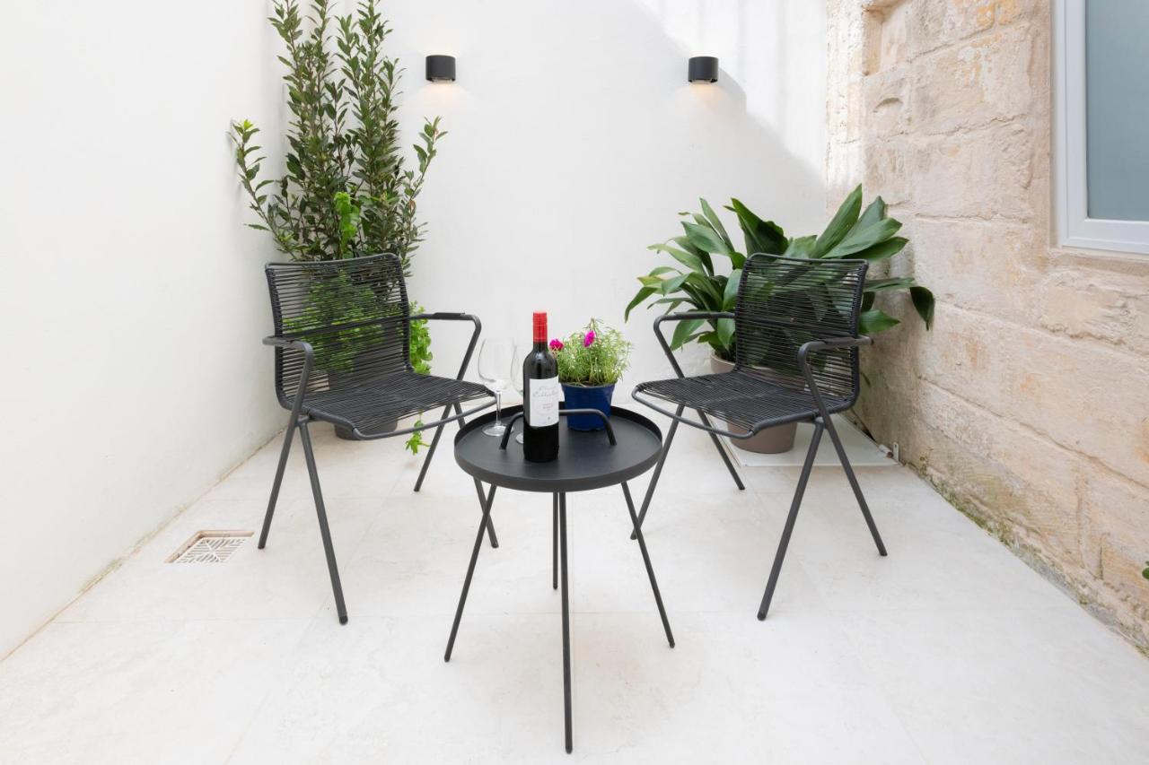 116Townhouse Bed & Breakfast Rabat Exterior foto